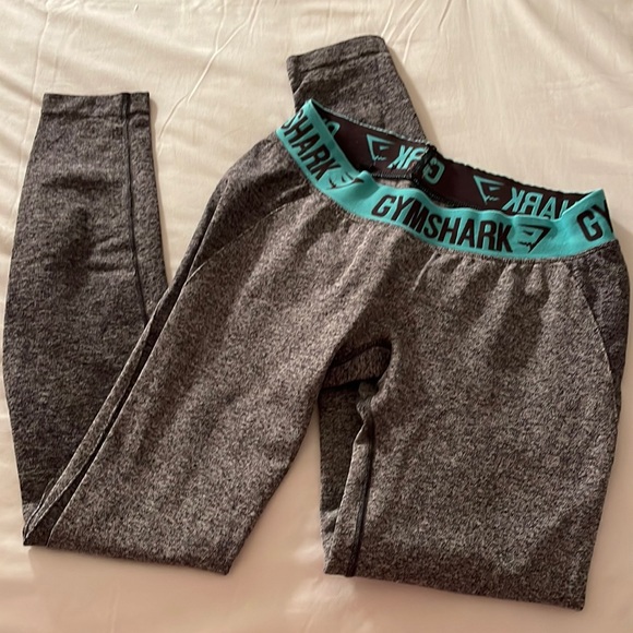 Gym Shark Leggings - Picture 3 of 7